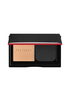 SHISEIDO SYNCHRO SKIN SELF-REFRESHING CUSTOM FINISH - POWDER FOU - Foundation - 240 quartz