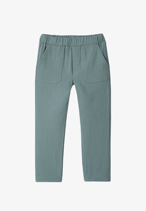 Hellblaue Kinderhose mit elastischem Bund, aufgesetzten Fronttaschen und geraden Beinen, flach liegend vor weißem Hintergrund.