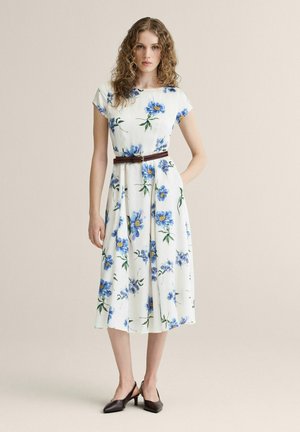 Newhouse, SAMINA FLORA DRESS - Hverdagskjole - krämvit