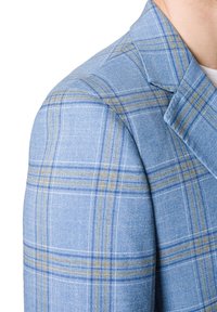Jasnoniebieska marynarka w kratkę z żółtymi i ciemnoniebieskimi liniami. Gładka tekstura i dopasowany krój ramion.