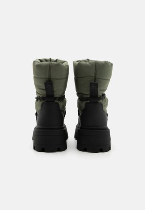 ONLY SHOES Botas para la nieve - green