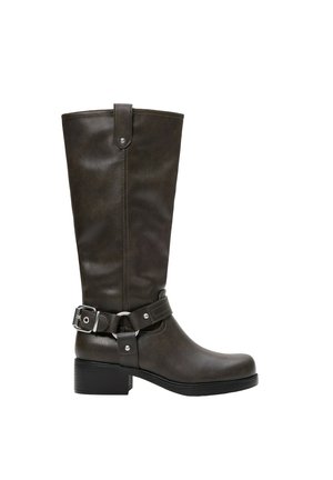 Bershka, WITH BUCKLE - BIKER BOOTS - Bottes de cowboy / motard - brown
