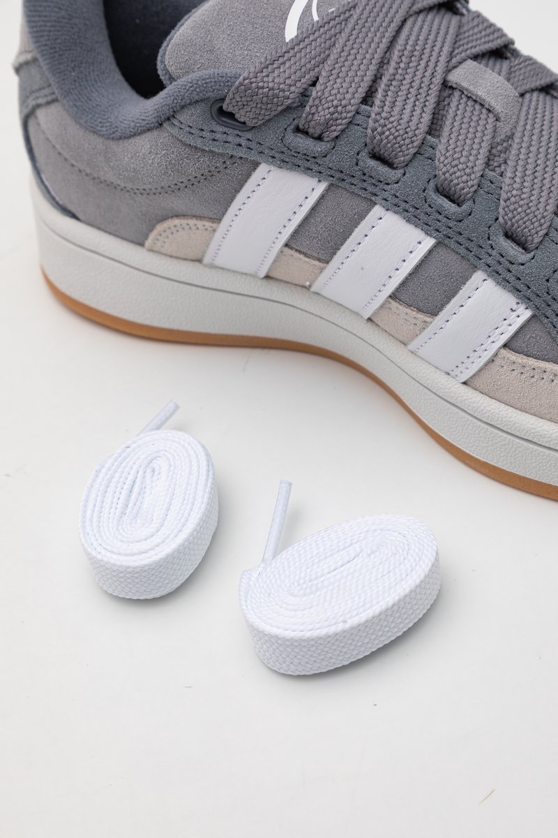 adidas gazelle silver green womens adidas Originals Campus 00s Gris chin / Blanc fonc