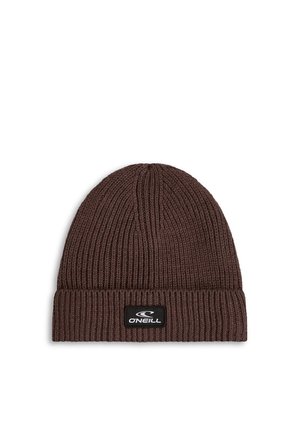Gorro de punto marrón acanalado con puño doblado y parche rectangular negro que muestra el logo de la marca O'Neill en el frente.