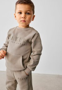 Baker by Ted Baker SET - REGULAR FIT - Mikina - neutral