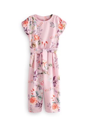Lyserød blomsterprintet kortærmet buksedragt med rund hals, bælte i taljen og knapdetaljer på skuldrene.