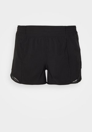 Svarta träningsshorts med elastisk midja, med sidofickor för ventilation och en slät, lätt tygtextur.