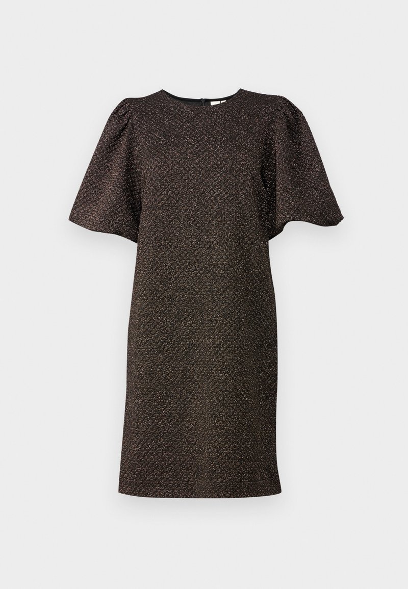 Sukienka z krótkim rękawem w ciemnobrązowym materiale z teksturowanym wzorem. Posiada okrągły dekolt oraz delikatne bufiaste rękawy, które dodają objętości.