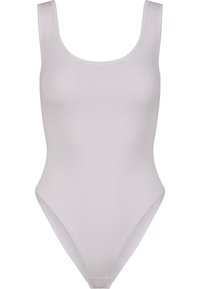 Costume da bagno bianco senza maniche, con scollo a barca, gambe alte e una texture di tessuto liscia e aderente. Nessun motivo o accento aggiuntivo.