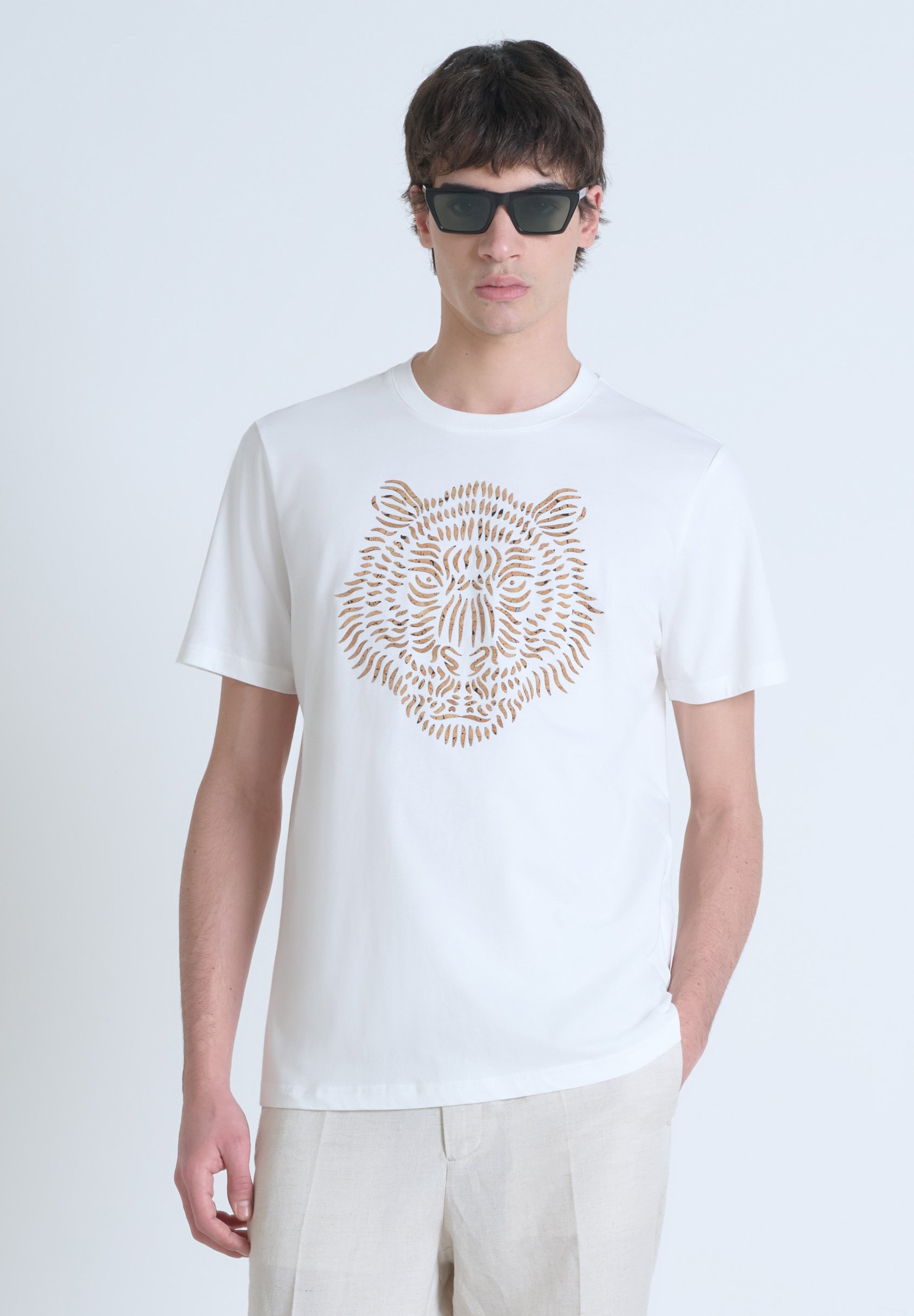 Antony Morato REGULAR FIT WITH TIGER Camiseta estampada cream