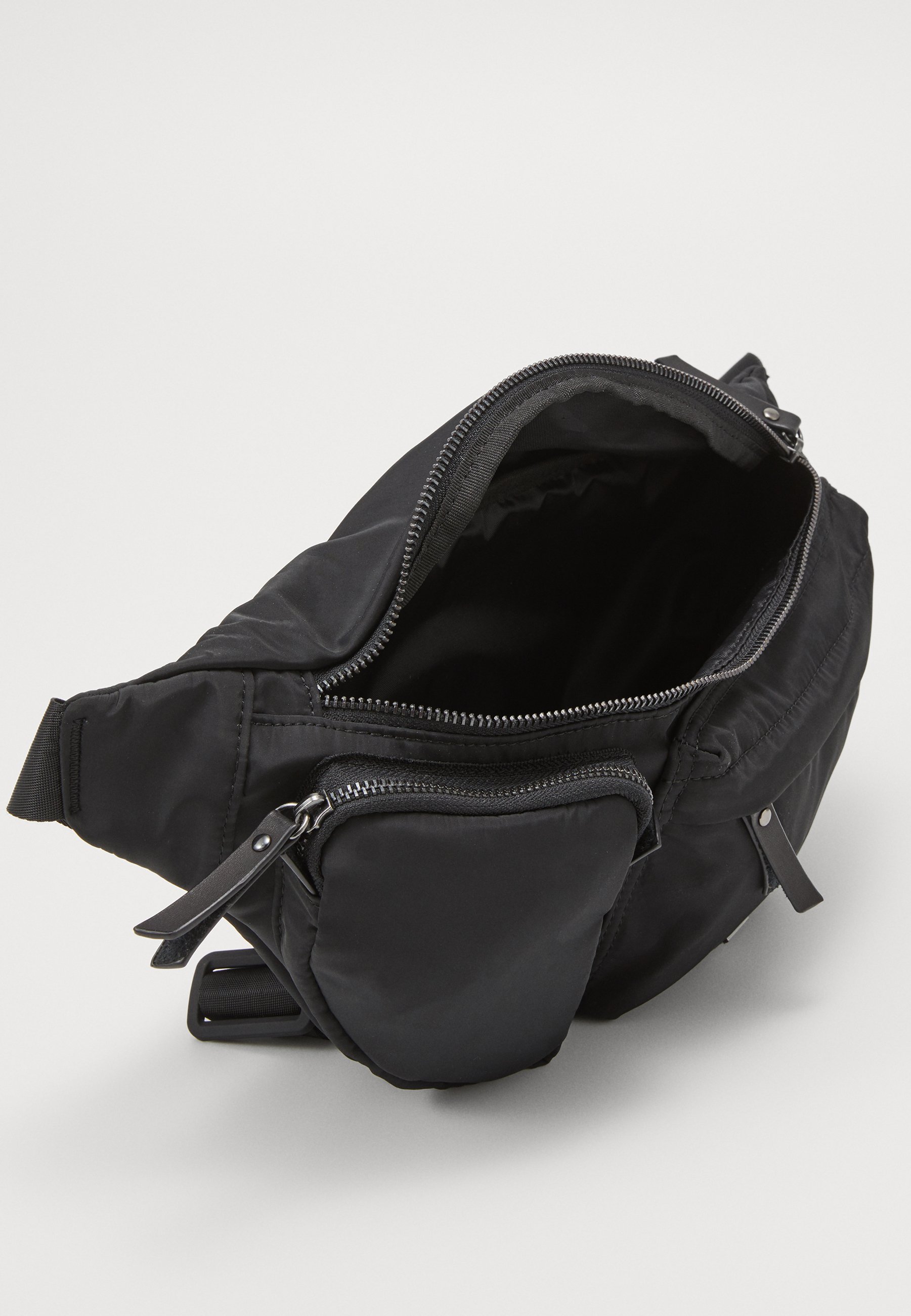 superdry athletic bag