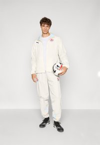 Puma KIDSUPER RBS REVERSIBLE JACKET - Klubbklær - elektro blue/frosted ivory