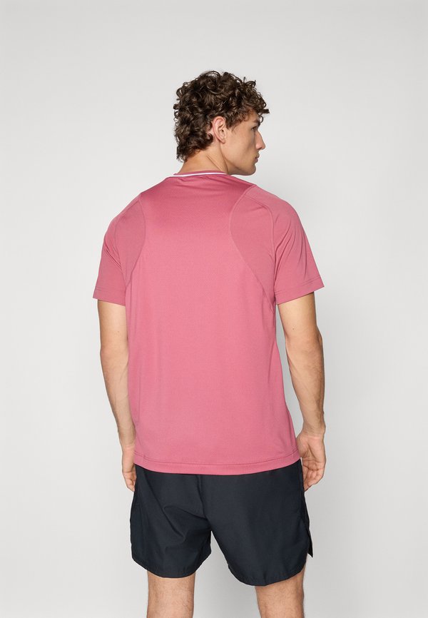 COLTEN TECH - Sports T-shirt - rose wine4