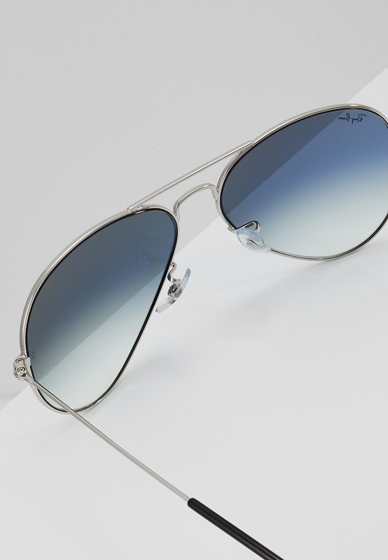ray ban aviator plastique