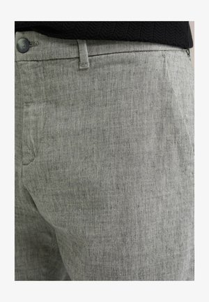 Világosszürke len nadrág textúrált felülettel, elöl gombos záródással és oldalsó zsebekkel, testre szabott, karcsú szabással.
