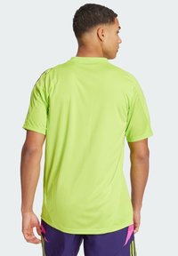 adidas Performance PREDATOR  - Sport T-shirt - semi solar slime