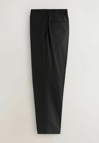 Schwarze Hose mit geradem Bein, aus glattem Stoff, mit einem dezenten Glanz und einer Rücktasche.