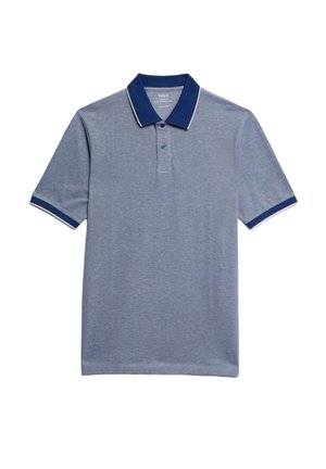 Polohemd in Hellblau mit einem marineblauen Kragen und Bündchen, aus strukturiertem Stoff gefertigt, mit einer 2-Knopf-Leiste und kontrastierenden weißen Akzenten.