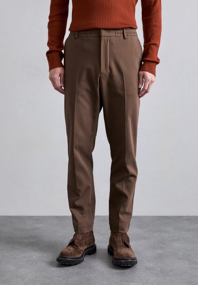 NN.07 BILLIE - Bukser - brown