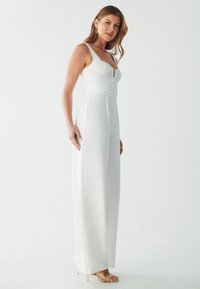 BWLDR ASCOT  - Mono - white