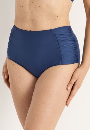 Marinblå högmidjad bikiniunderdel med sidofållade detaljer. Slät textur och elastiskt material för en bekväm passform.