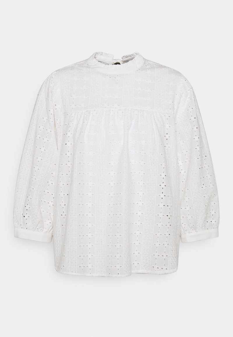 Chemisier blanc avec un col montant, de longues manches bouffantes et des motifs à œillets. Comprend des rayures texturées et un buste froncé pour plus de volume.