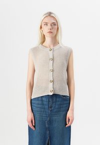 Beige, strikket uten ermer topp med rund hals og syv dekorative knapper foran. Myk tekstur og cropped passform.