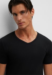BOSS MODERN 2 PACK - Apatiniai marškiniai - black