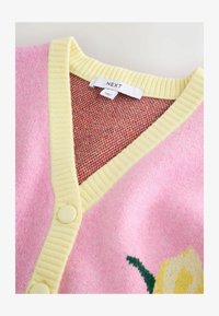 Nije odabrano, pink floral