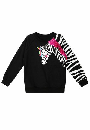 Zwarte trui met zebraprint op de rechtermouw, een zebra-unicorn afbeelding en een roze glanzende ruché op de schouder en borstgebied.
