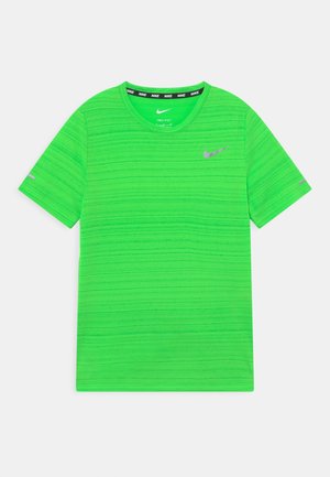 T-shirt z nadrukiem
