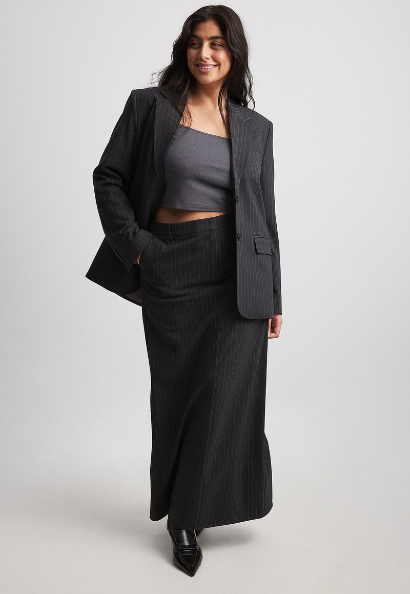 NA-KD Longsleeve grijs