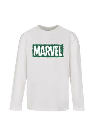 Hosszú ujjú fehér pamut ing, zöld, texturált "MARVEL" logóval, amely bolyhos megjelenésű, piros díszítésekkel.