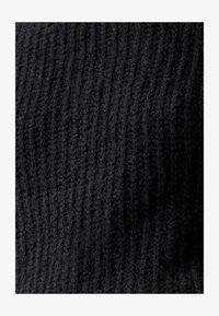 Pasirinkta, black