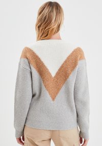 Creeks Strickpullover - light grey