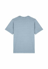 T-shirt bleu clair à manches courtes, fabriqué en coton, doté d'une coupe régulière, d'un col ras du cou, et d'une surface douce et texturée sans motifs visibles.
