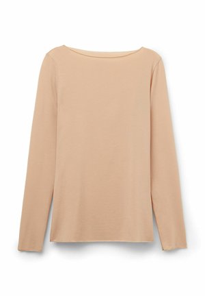 Lange mouw top in lichtbeige, gemaakt van zacht materiaal. Heeft een brede halslijn en een eenvoudige, rechte snit zonder patronen of accenten.