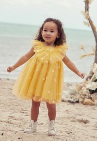 Next RUFFLE - REGULAR FIT - Nappali ruha - yellow daisy embroidered
