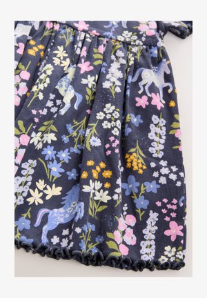 Vestito floreale blu navy con tessuto decorato da fiori multicolori e unicorni. Gonna arricciata con orlo arricciato.