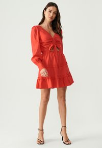 SÁVEL OLIA MINI  - Dnevna haljina - coral