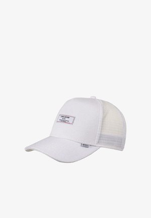 Weißer Hut aus strukturiertem Mesh-Stoff. Verfügt über einen flachen Schirm, ein Logopatch auf der Vorderseite und ein atmungsaktives Rückenteil.