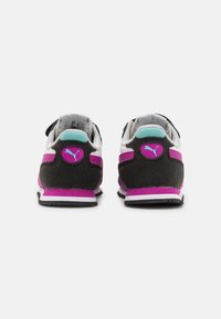 Puma CABANA RACER 20 UNISEX - Sapatilhas - white/deep orchid