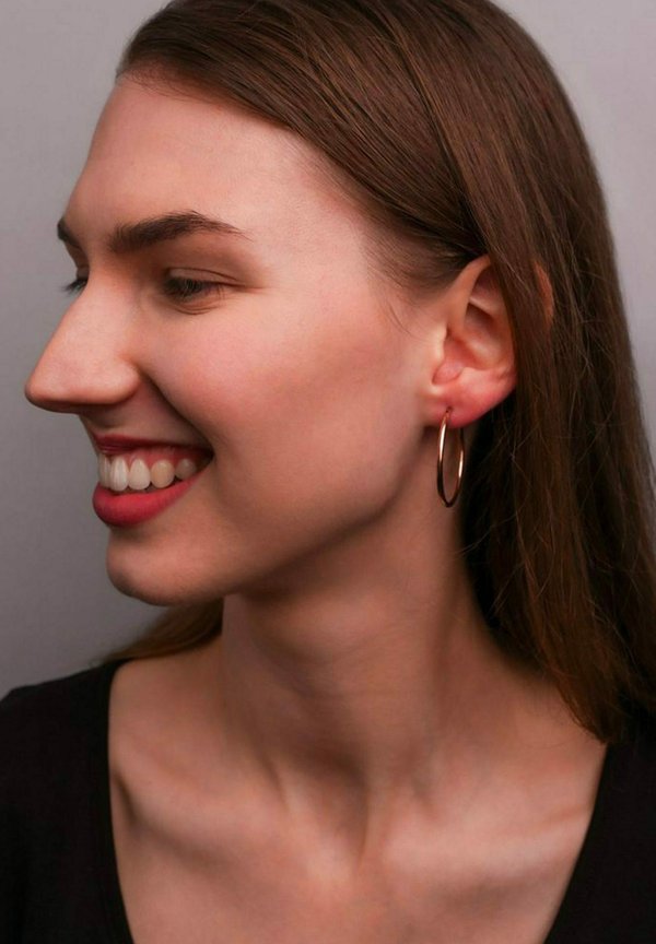 SILVER YETTA - Ohrringe