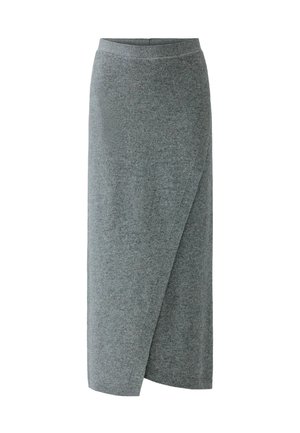Grijze gebreide wikkelrok van zachte stof. Heeft een hoge taille en een slank, taps toelopend ontwerp met een zijsplit voor extra bewegingsvrijheid.