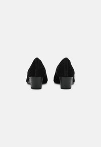 Gabor Comfort Pumps - black
