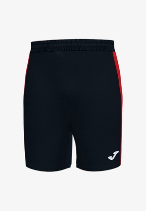 Zwarte sportshorts met rode zijstrepen en een elastische tailleband, met een wit Joma-logo op het onderste rechterbeen.