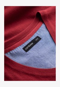 Selezionato, red