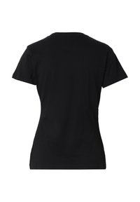 Fekete, rövid ujjú, testhez álló póló hátulnézetben, egyszerű fehér háttér előtt.