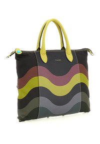Borsa GABS colorata con motivo ondulato in varie tonalità di viola, verde e nero; manici in pelle gialla; chiusura con zip; superficie testurizzata.