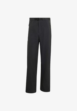 Schwarze Outdoor-Hose aus leichtem Stoff mit geradem Bein, ausgestattet mit Gürtel und seitlichen Taschen. Glatte Textur, minimalistische Details.